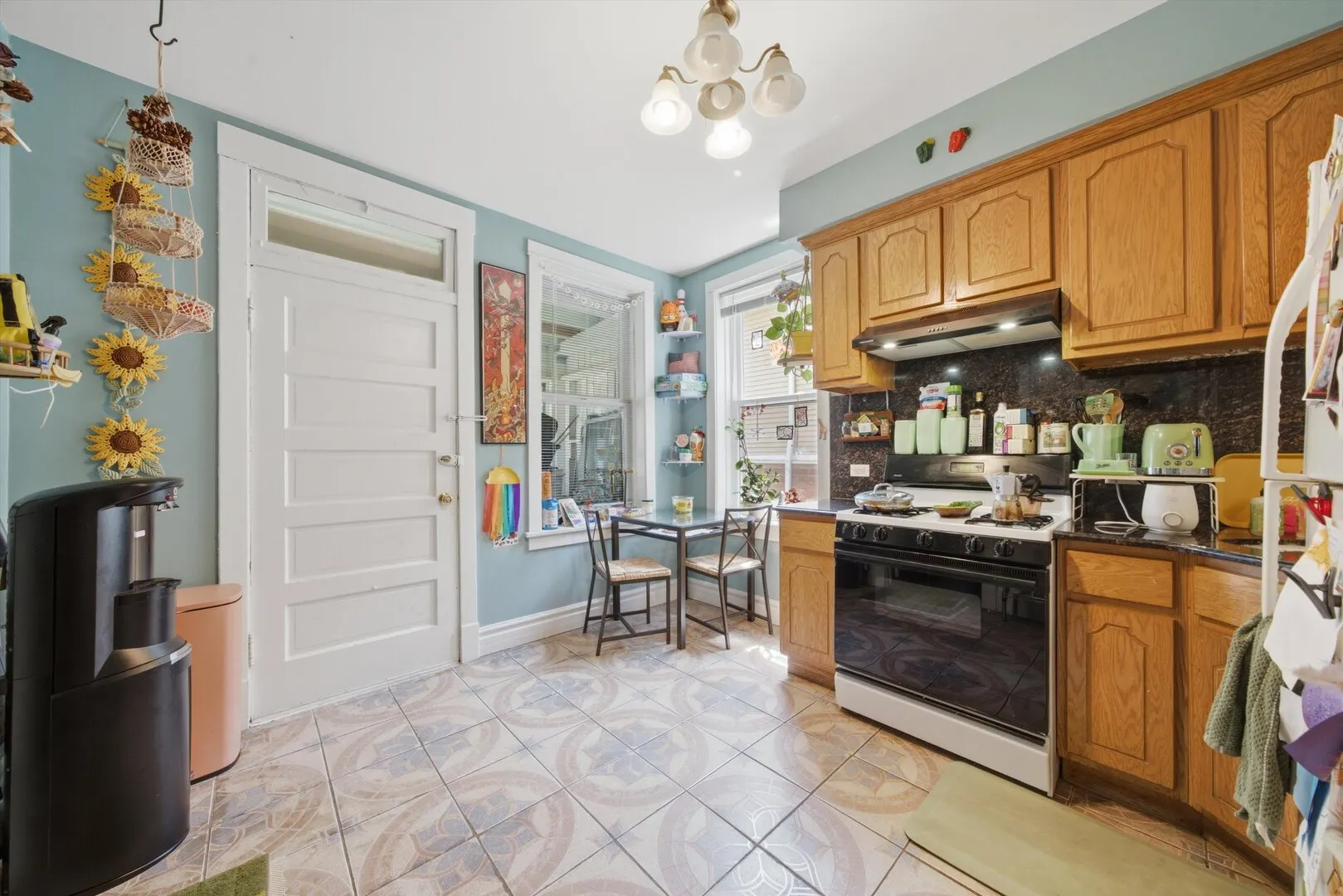 1925 N Keystone Avenue IL