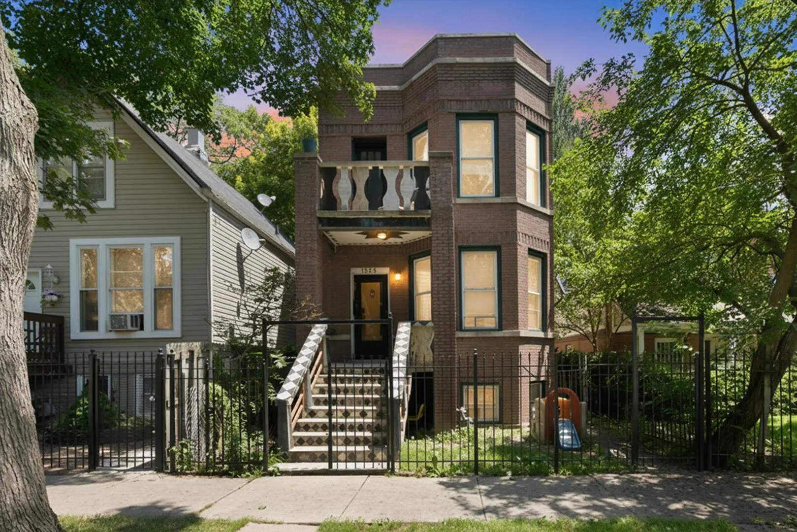 1925 N Keystone Avenue IL