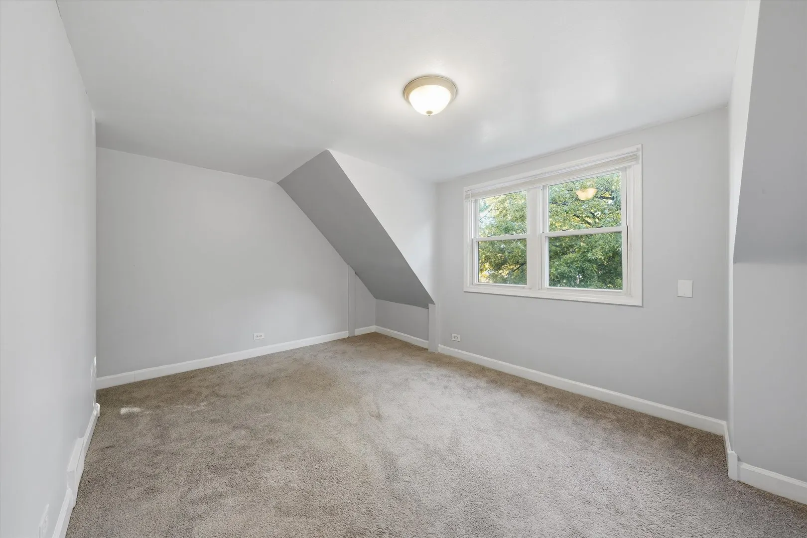 17540 Greenbay Avenue IL