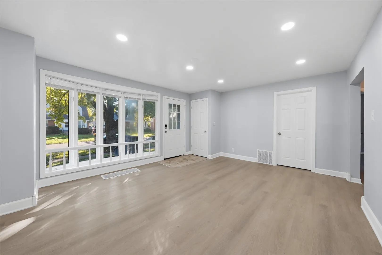 17540 Greenbay Avenue IL