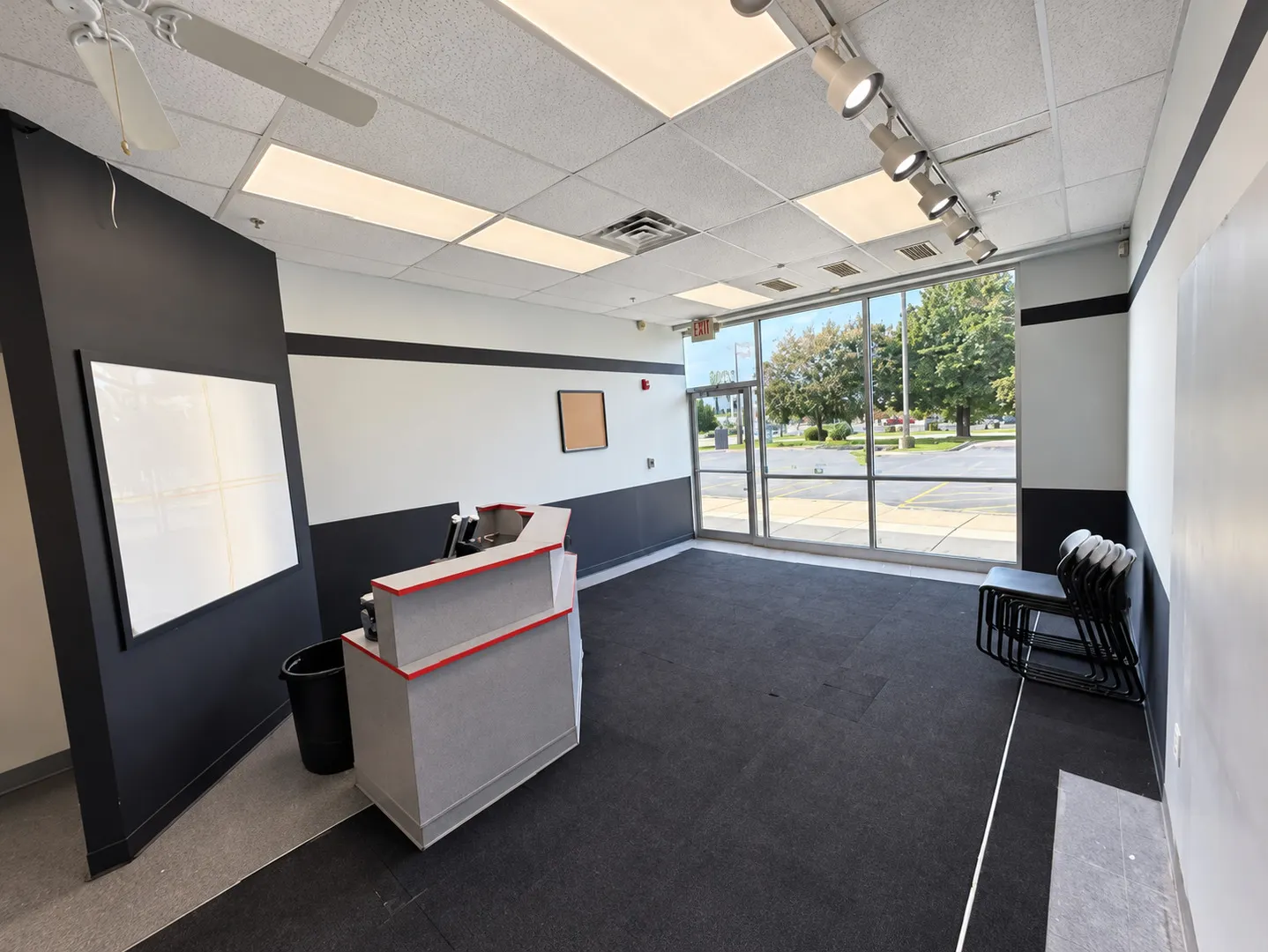2302 N Richmond Road IL