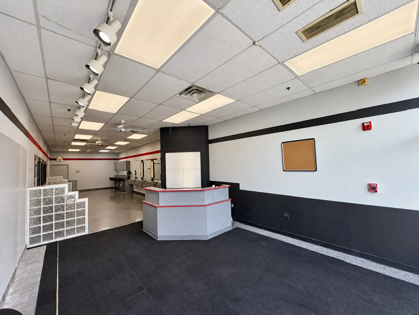 2302 N Richmond Road IL