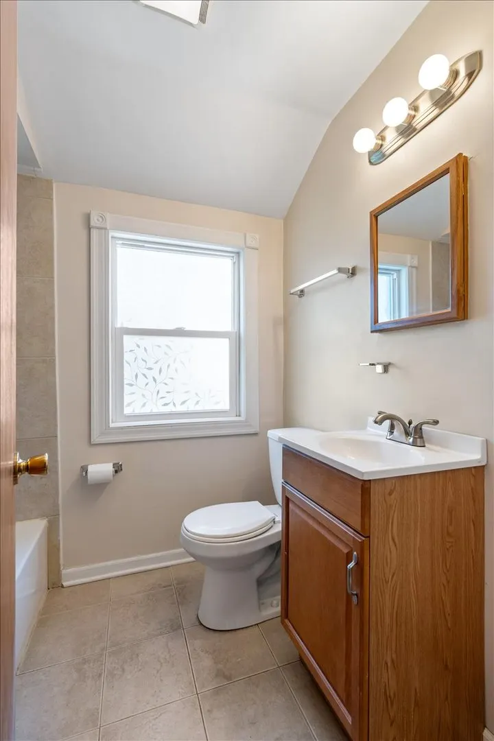7350 W Summerdale Avenue IL