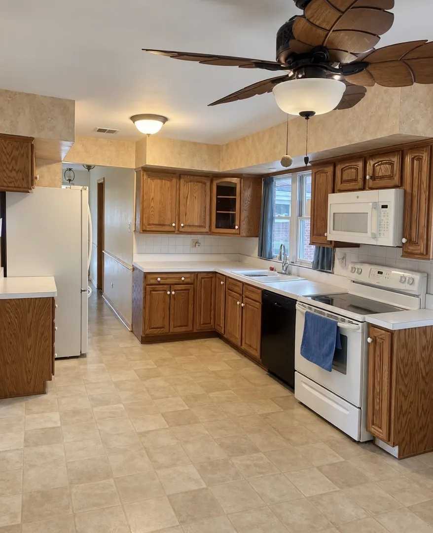 9410 S 86th Court IL