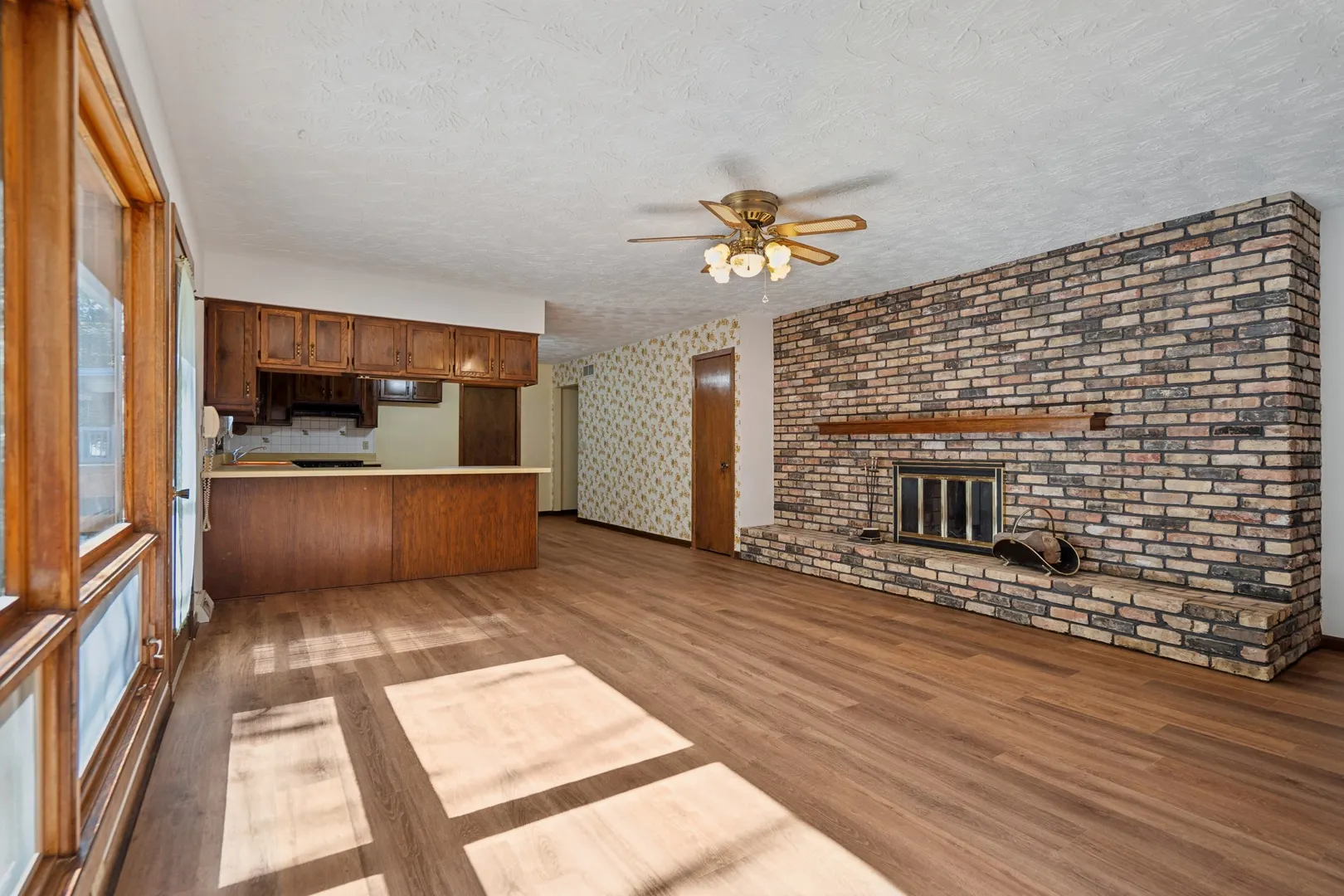 3712 16th Avenue IL