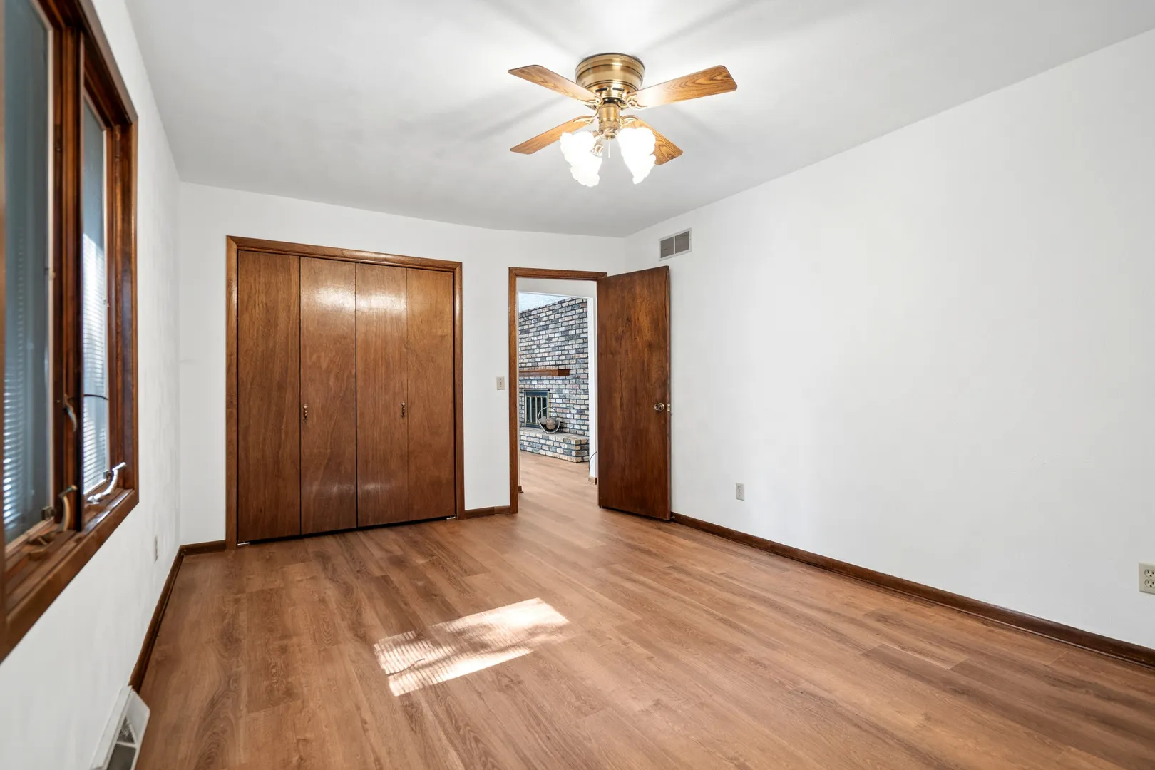 3712 16th Avenue IL