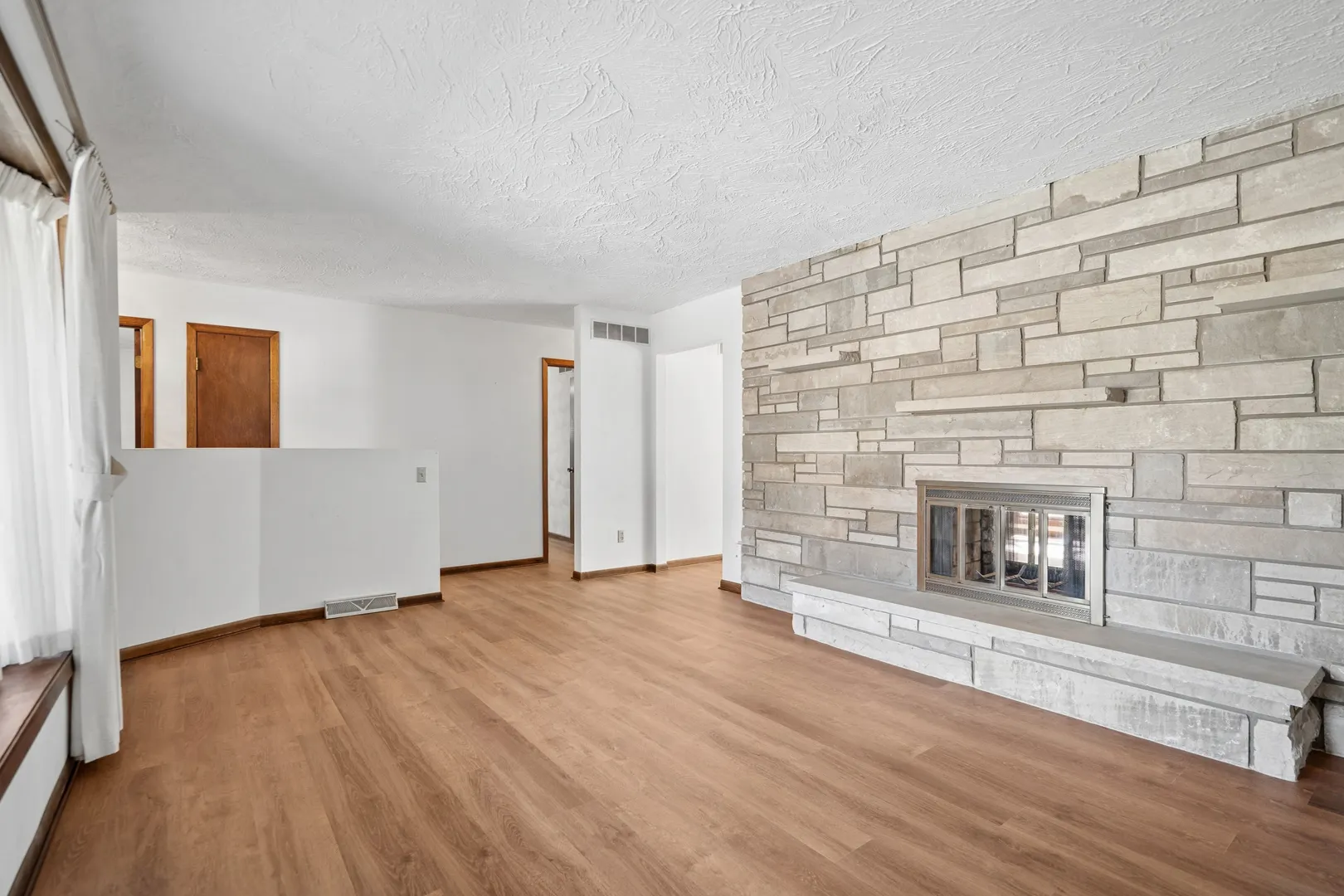 3712 16th Avenue IL