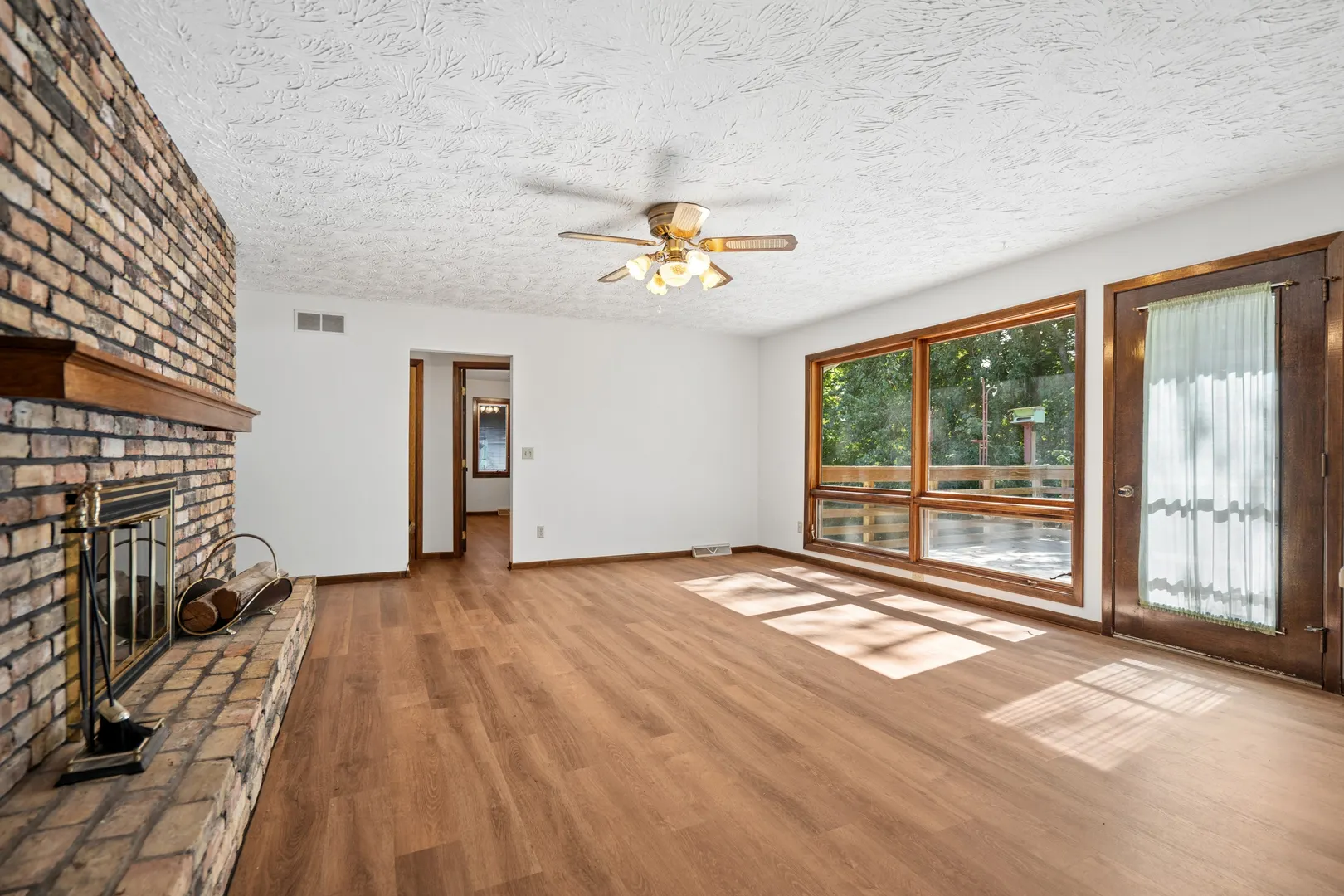 3712 16th Avenue IL