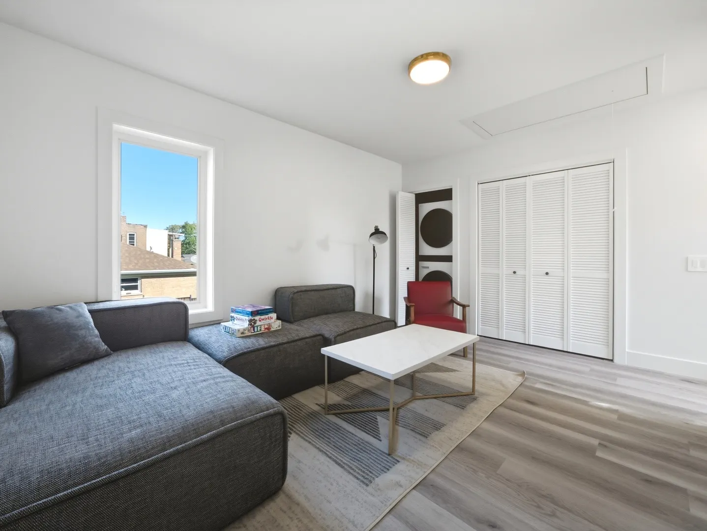 611 N Lawndale Avenue IL