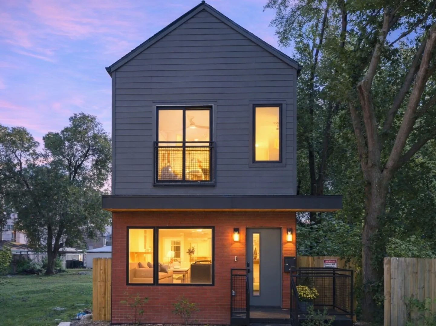 611 N Lawndale Avenue IL