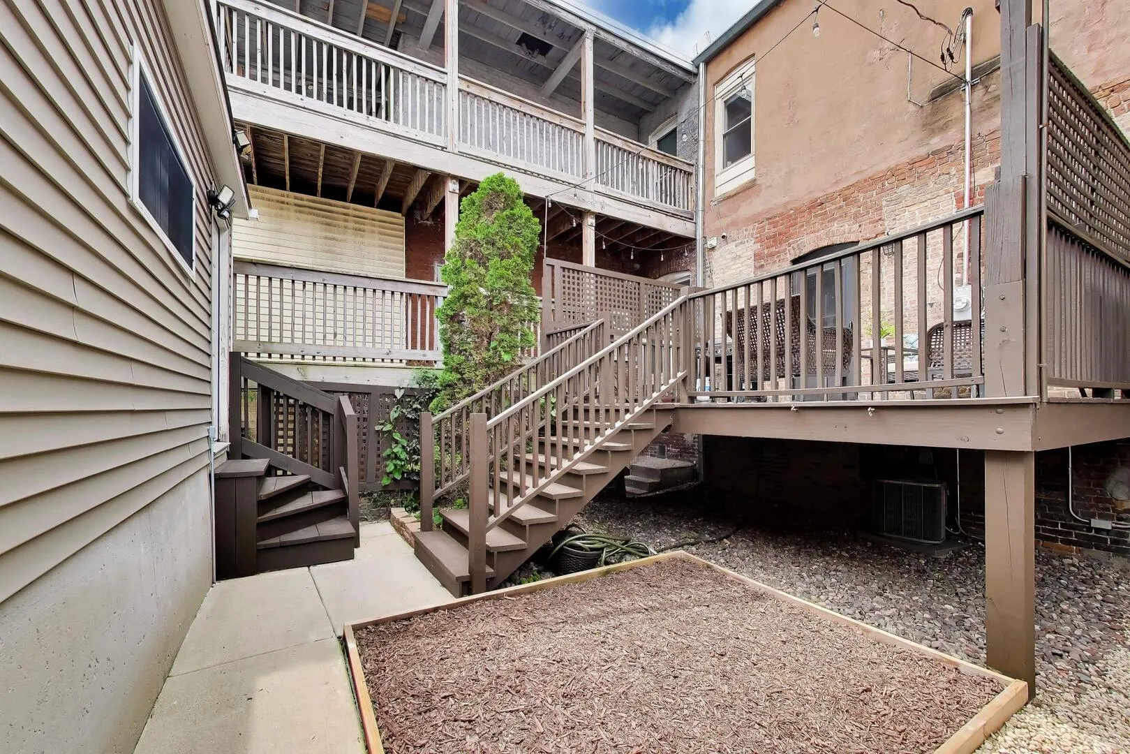 2141 W Bowler Street IL