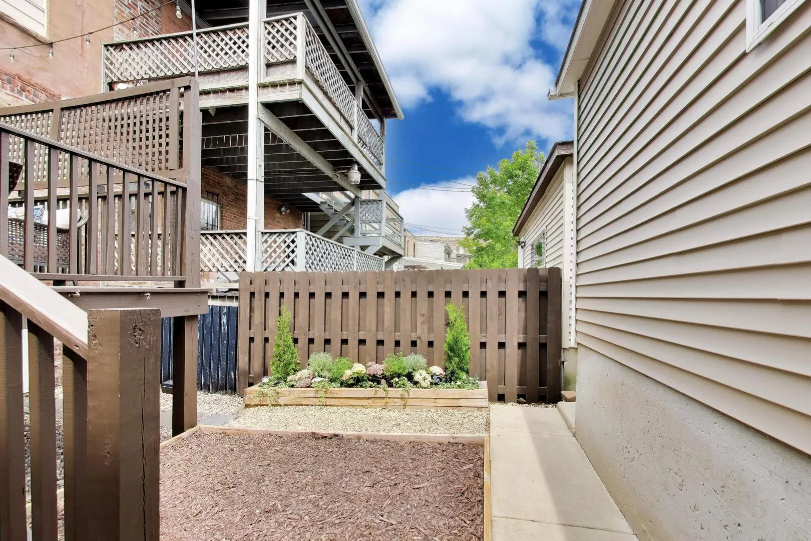 2141 W Bowler Street IL