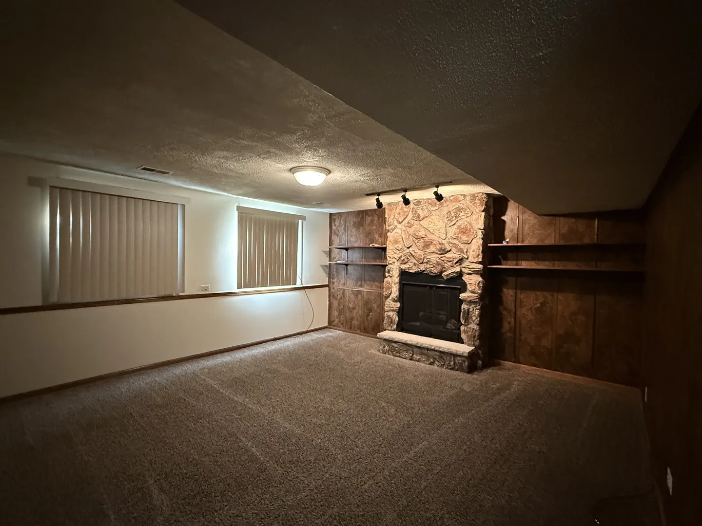 3608 Laurel Lane IL