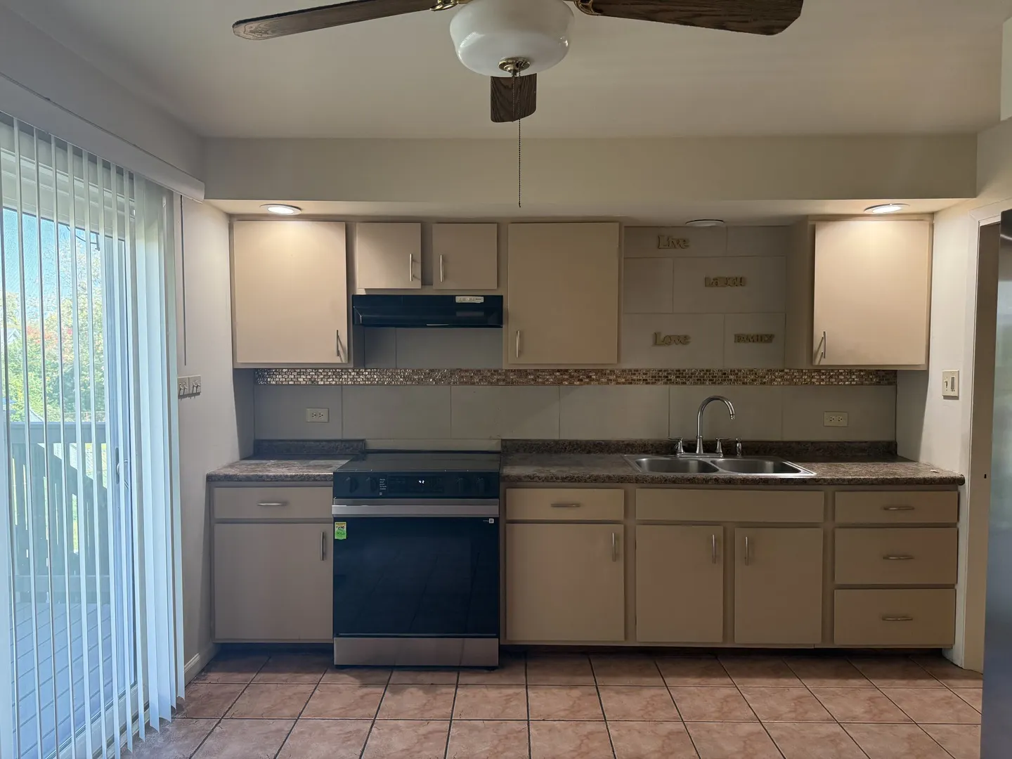 3608 Laurel Lane IL