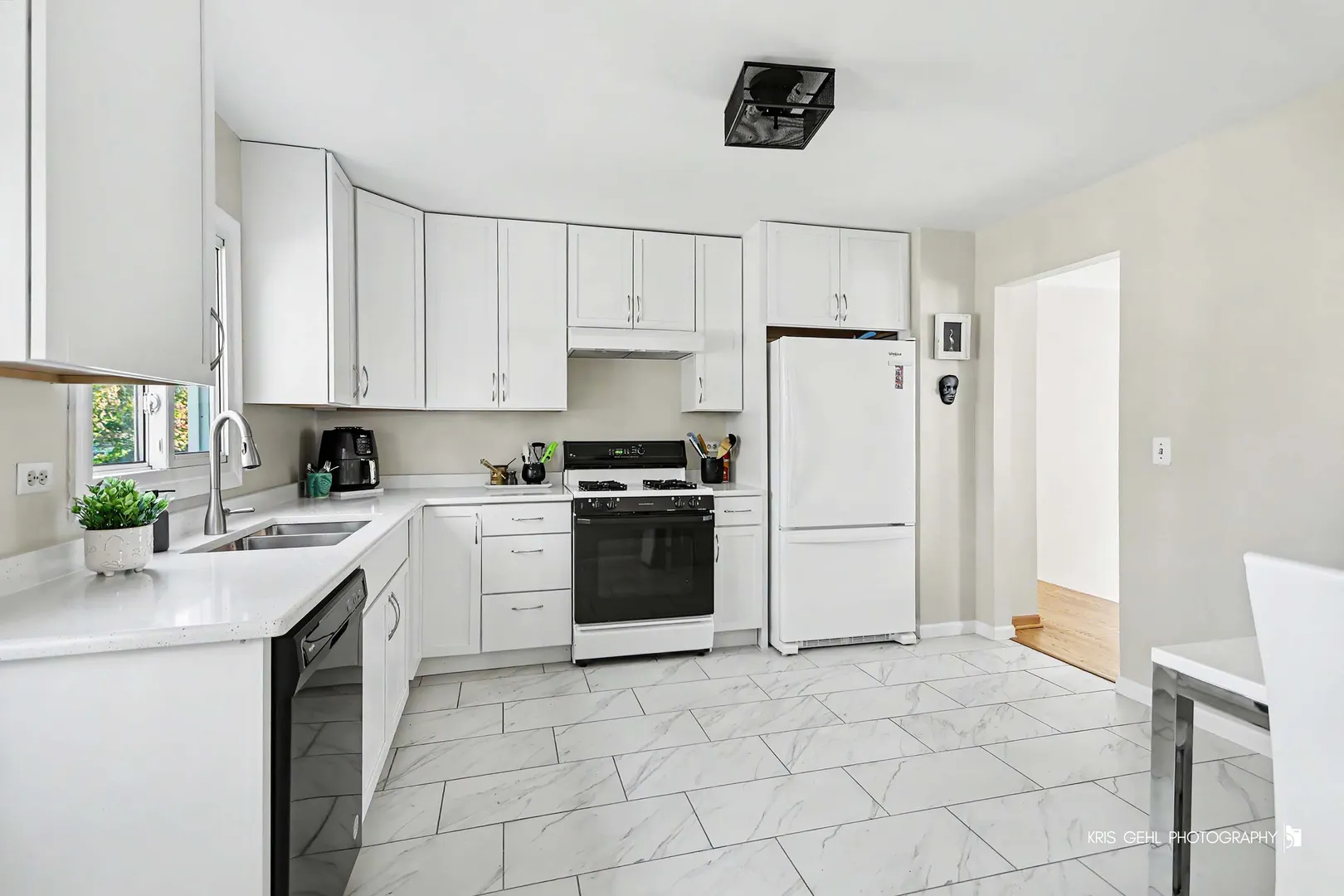 302 Appleton Drive IL