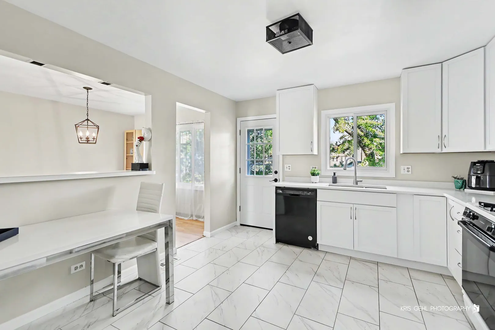 302 Appleton Drive IL