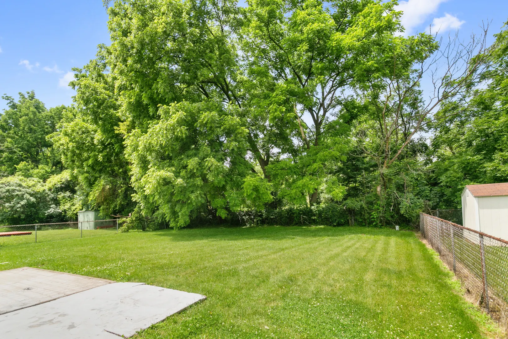 18200 Fountainbleau Drive IL