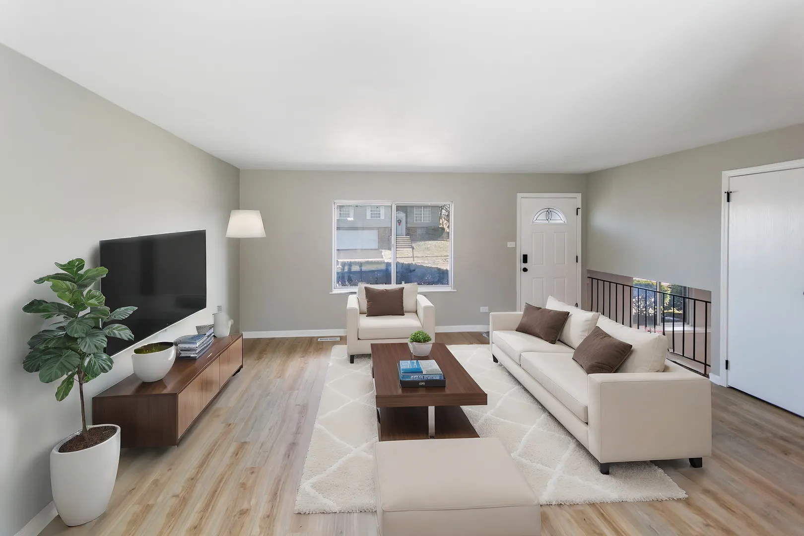 18200 Fountainbleau Drive IL