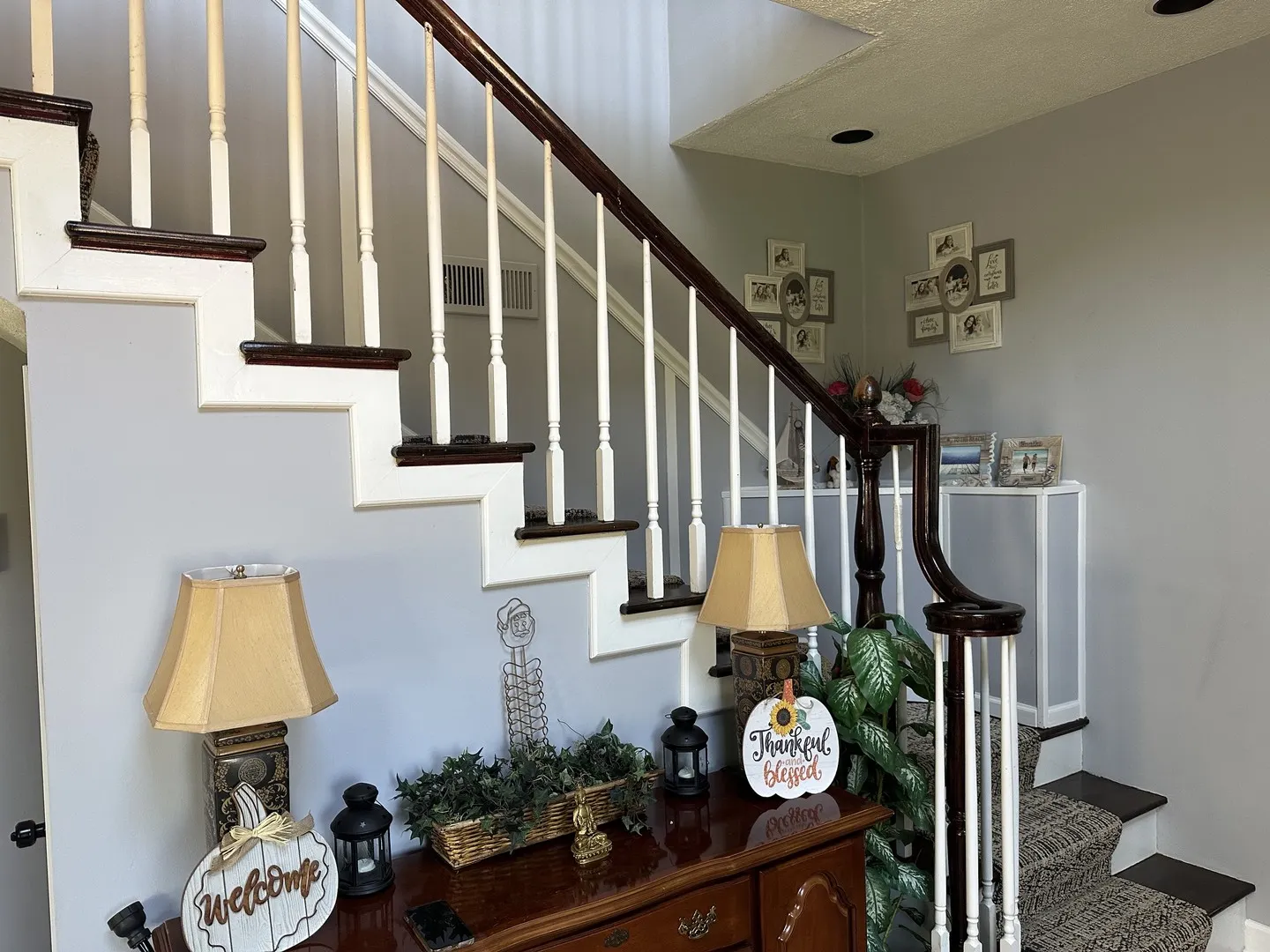 836 S Spring Road IL