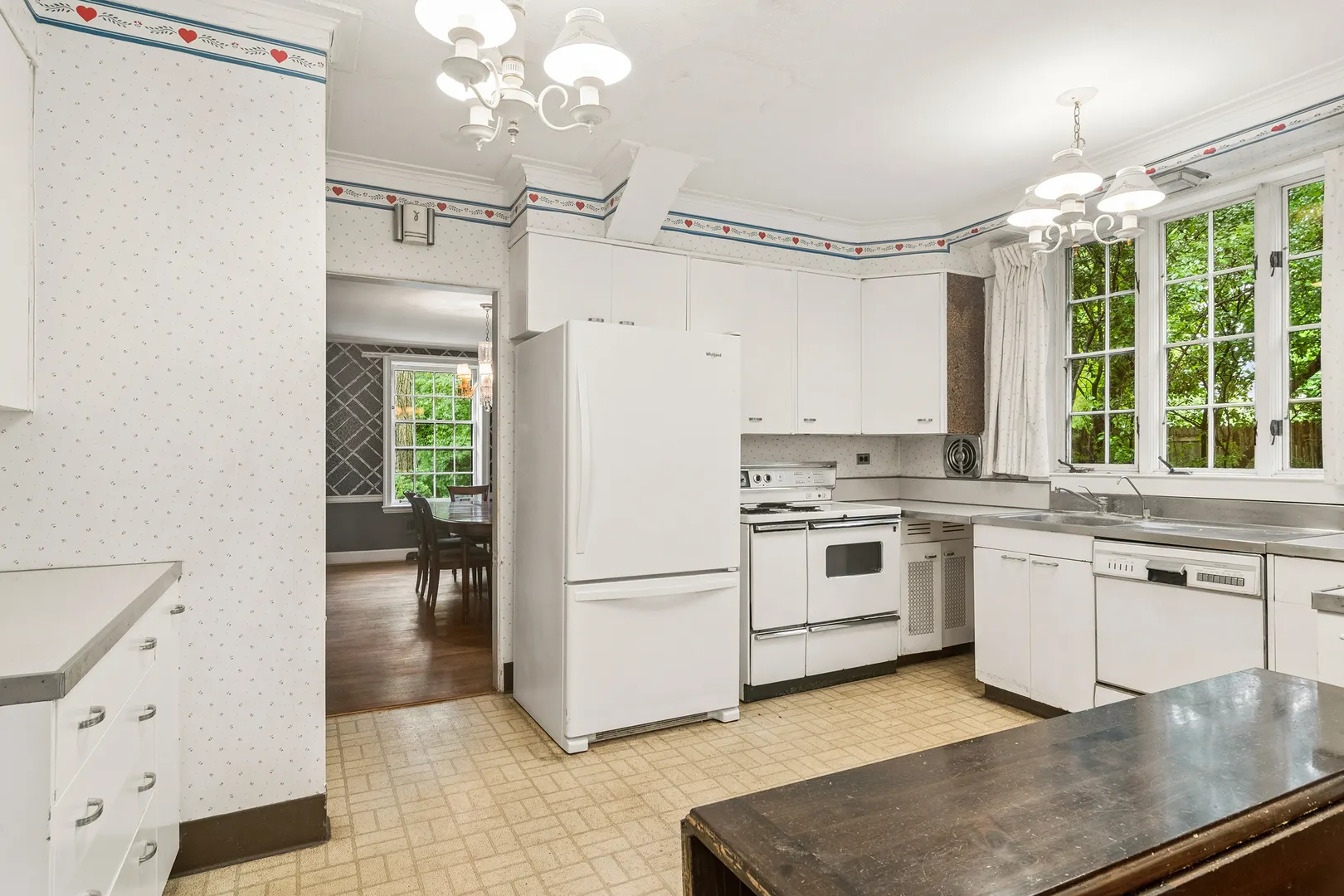 102 Pine Road IL
