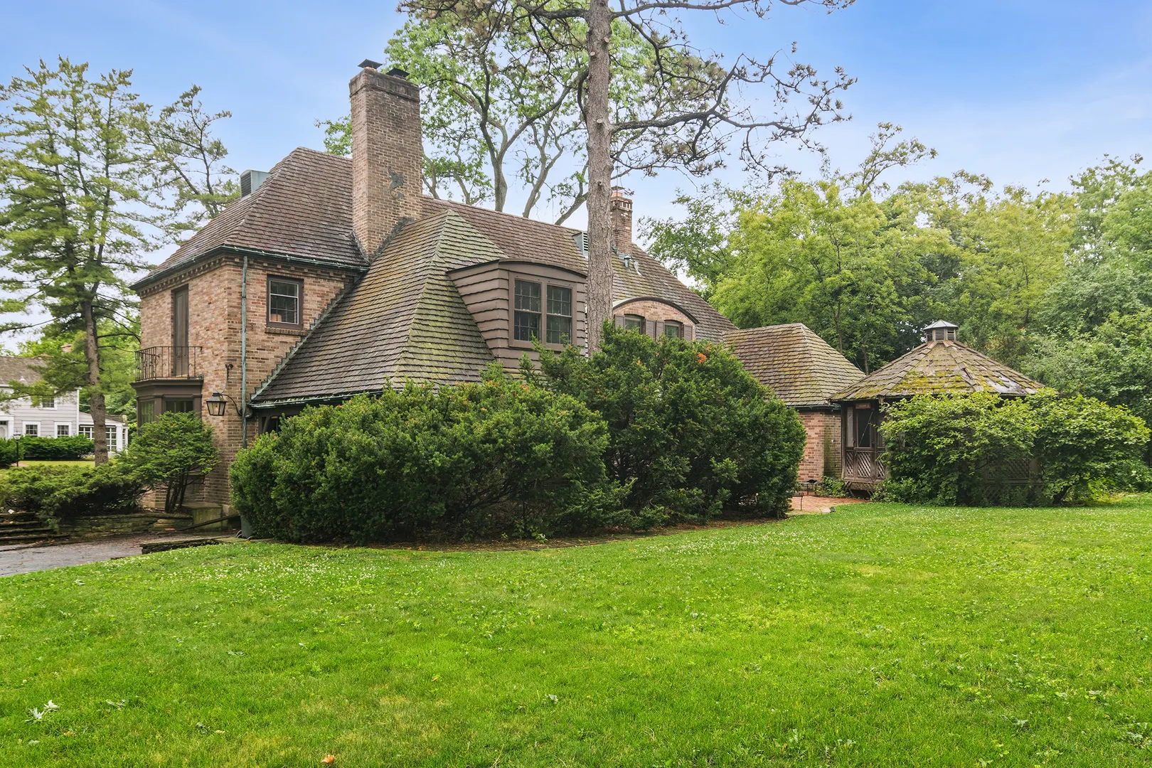102 Pine Road IL