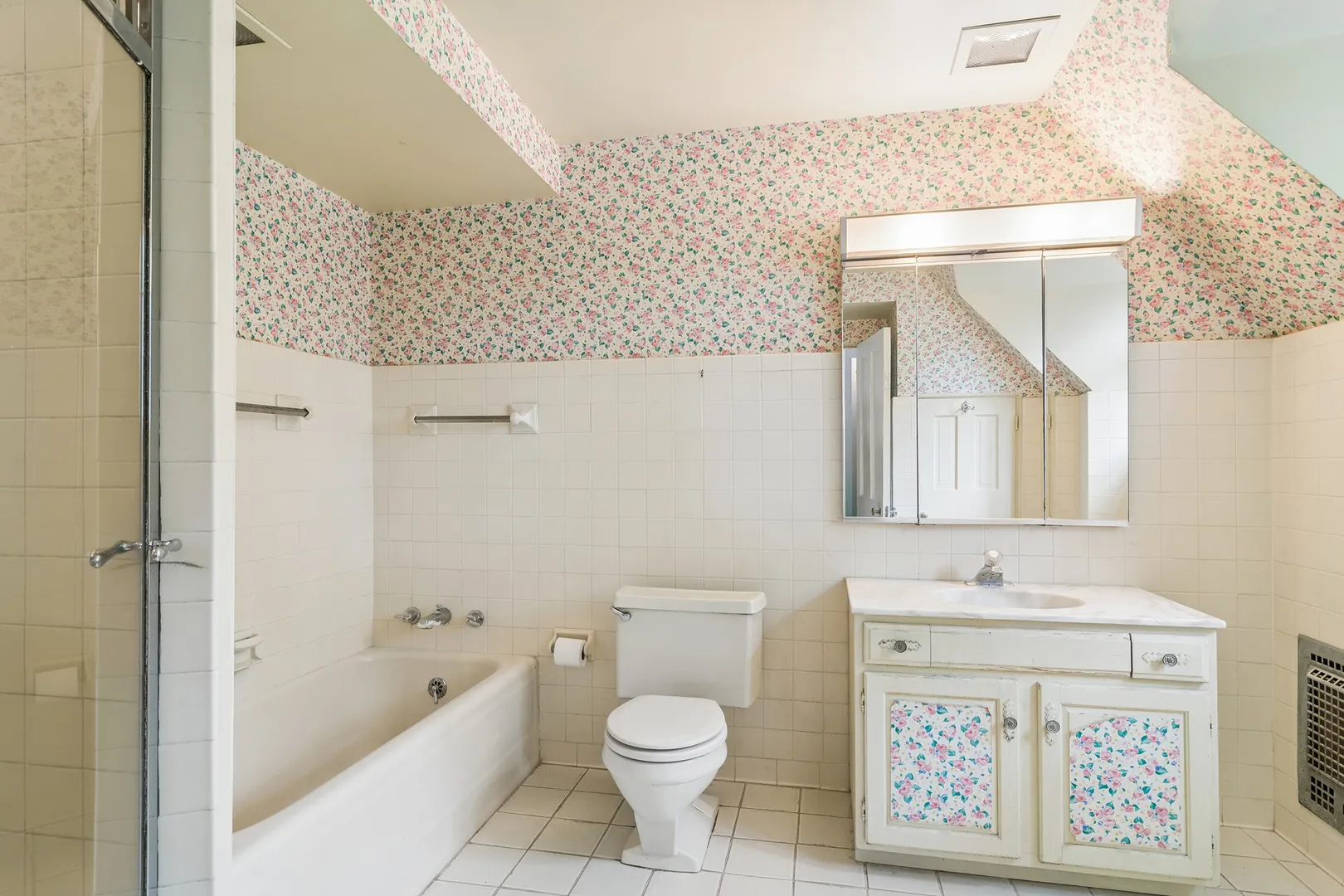 102 Pine Road IL