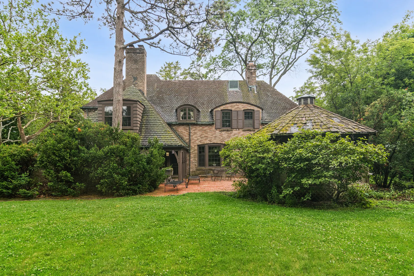 102 Pine Road IL