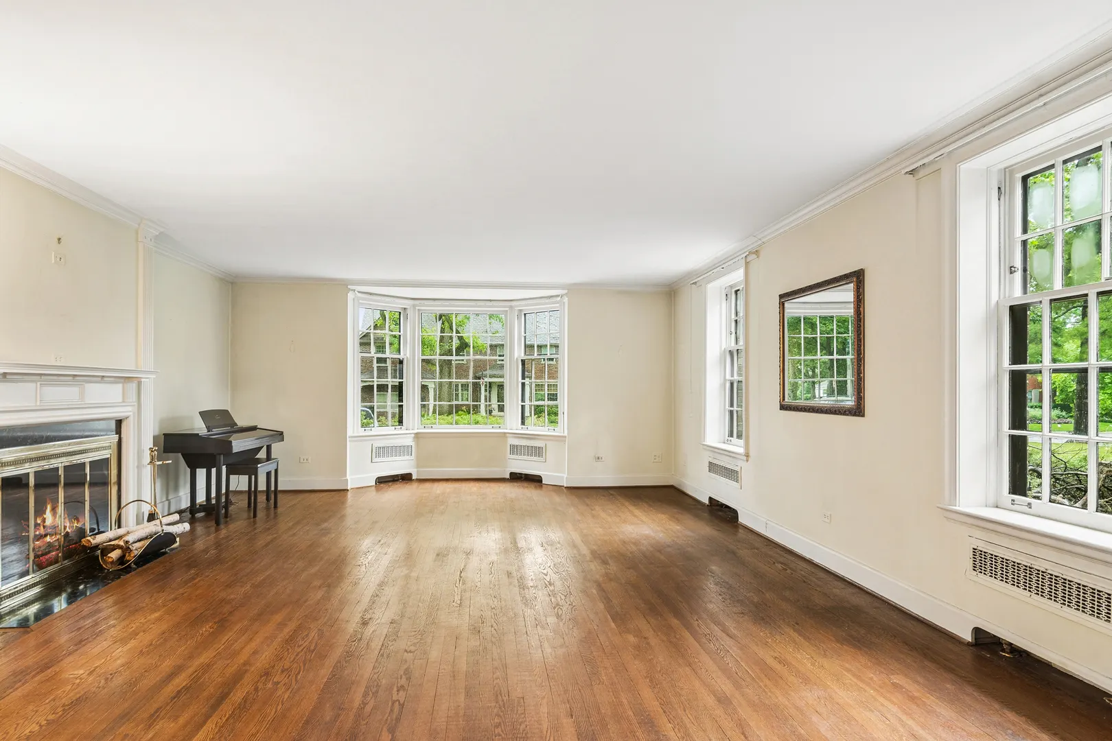 102 Pine Road IL