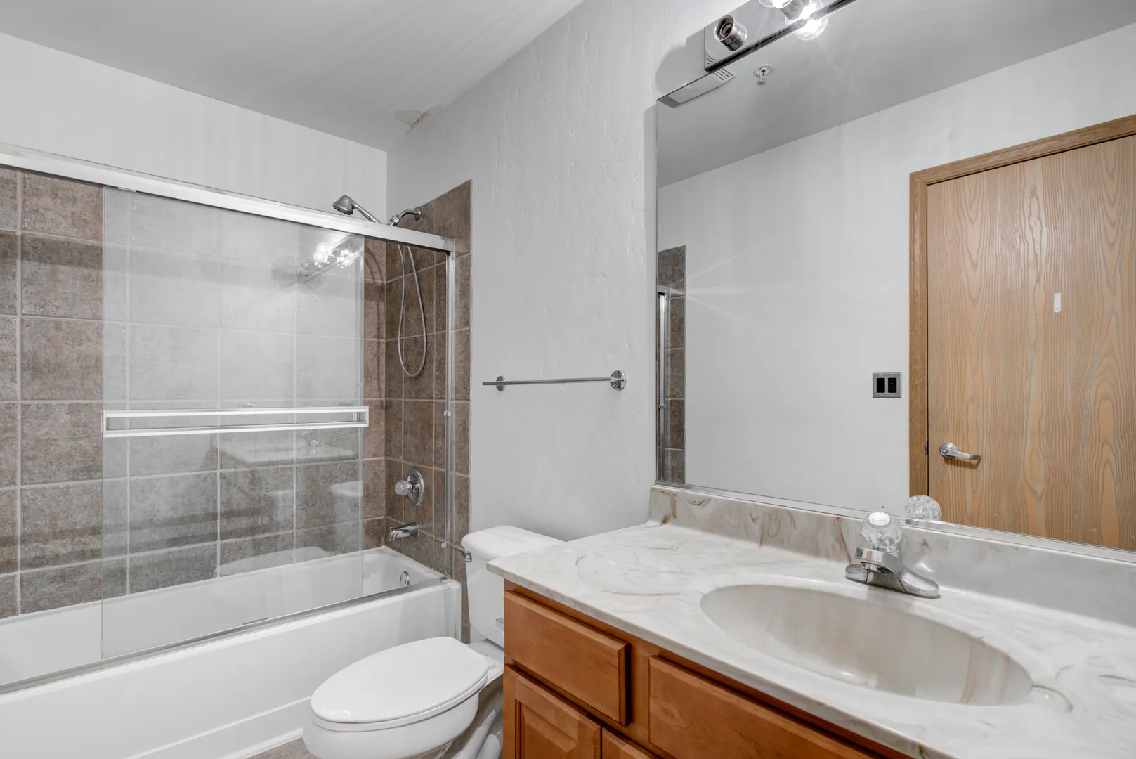 515 Main Street IL #509