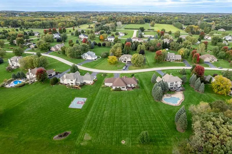 2223 Winding Creek Drive IL
