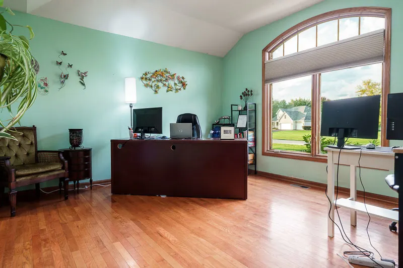 2223 Winding Creek Drive IL