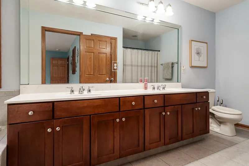 2223 Winding Creek Drive IL