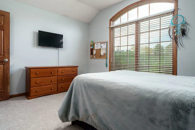 2223 Winding Creek Drive IL
