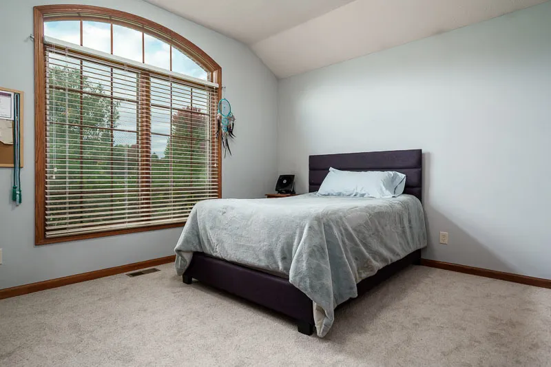 2223 Winding Creek Drive IL