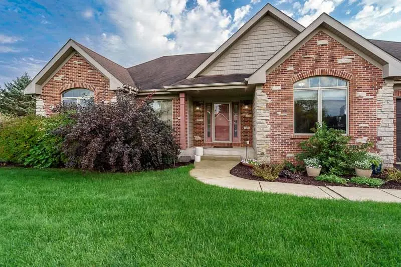 2223 Winding Creek Drive IL
