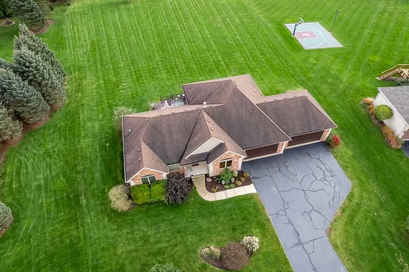 2223 Winding Creek Drive IL