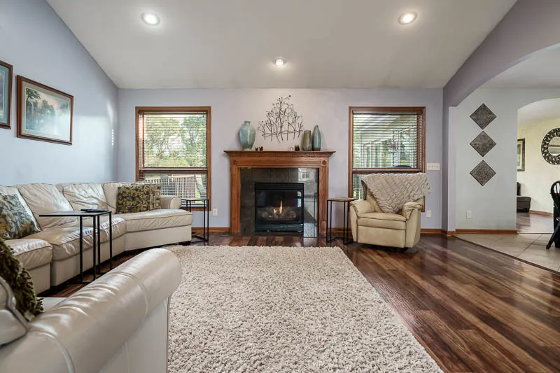 2223 Winding Creek Drive IL
