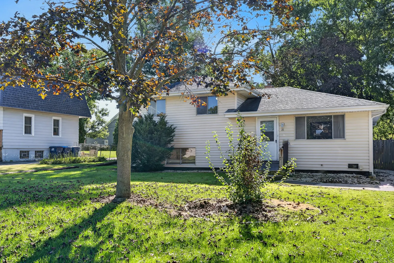 21 Janet Avenue IL