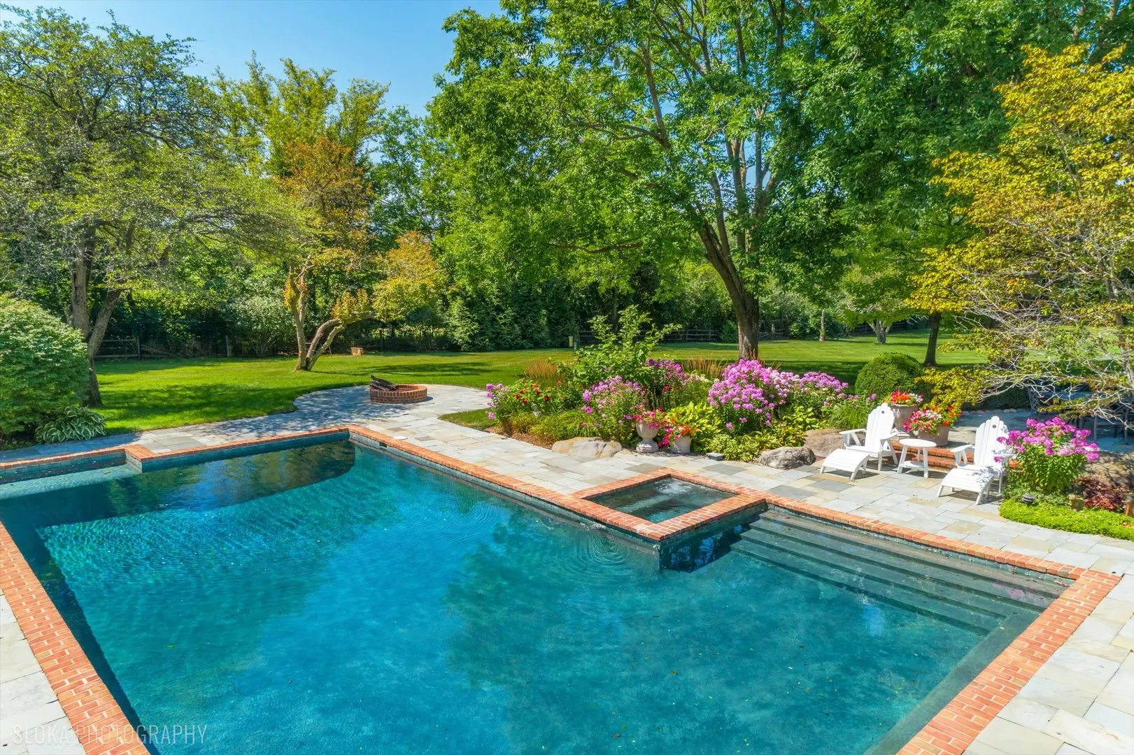 373 W County Line Road IL