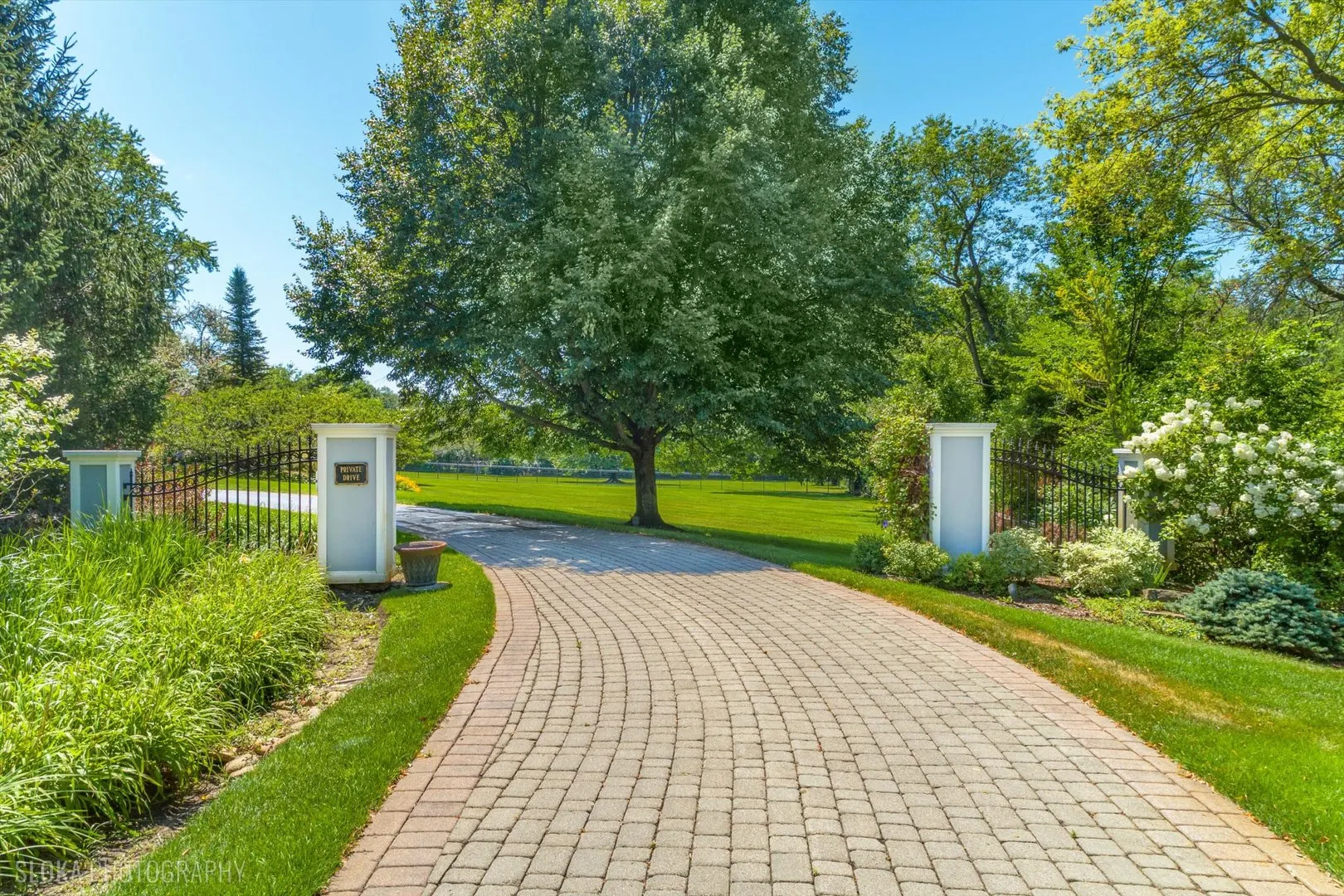 373 W County Line Road IL