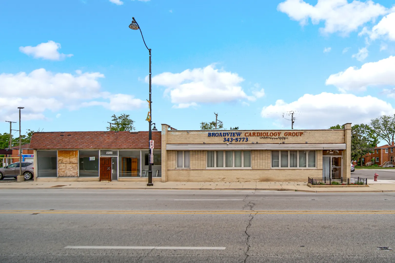 2201 W Roosevelt Road IL