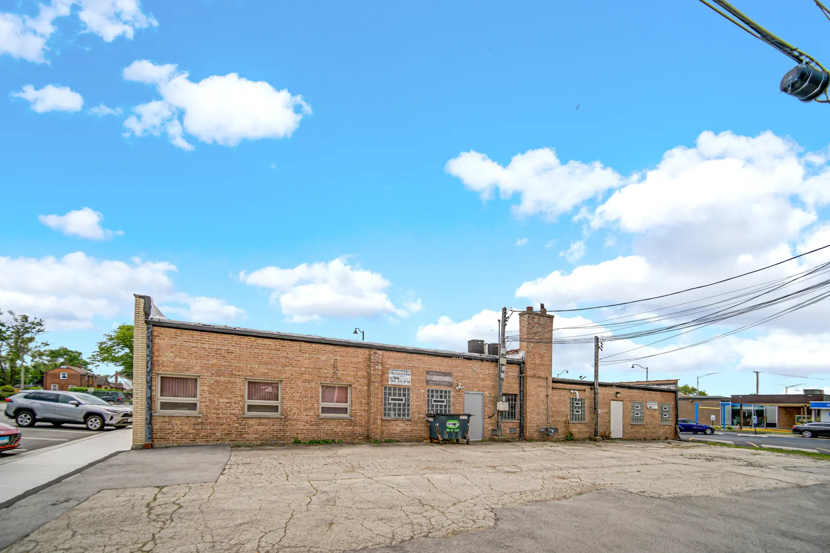 2201 W Roosevelt Road IL