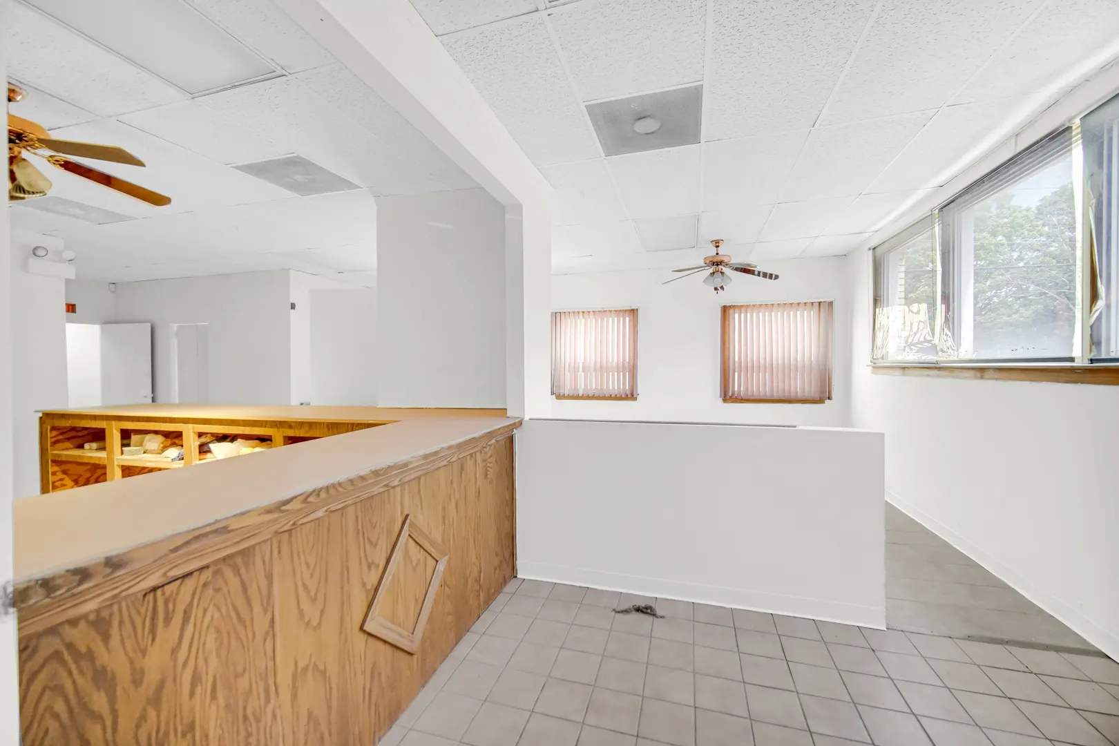 2201 W Roosevelt Road IL