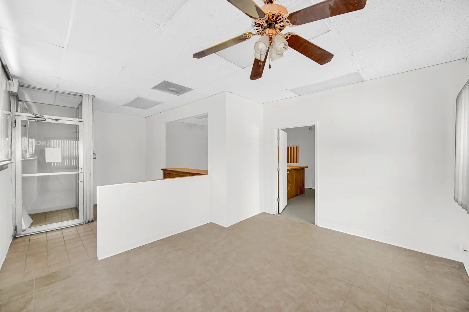 2201 W Roosevelt Road IL