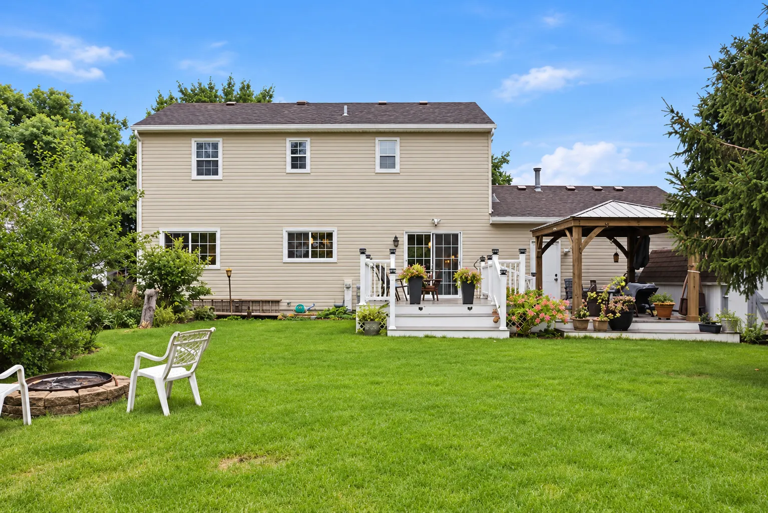 1209 River Oak Drive IL