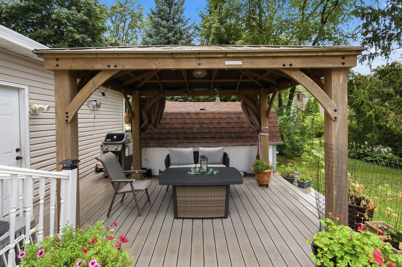 1209 River Oak Drive IL
