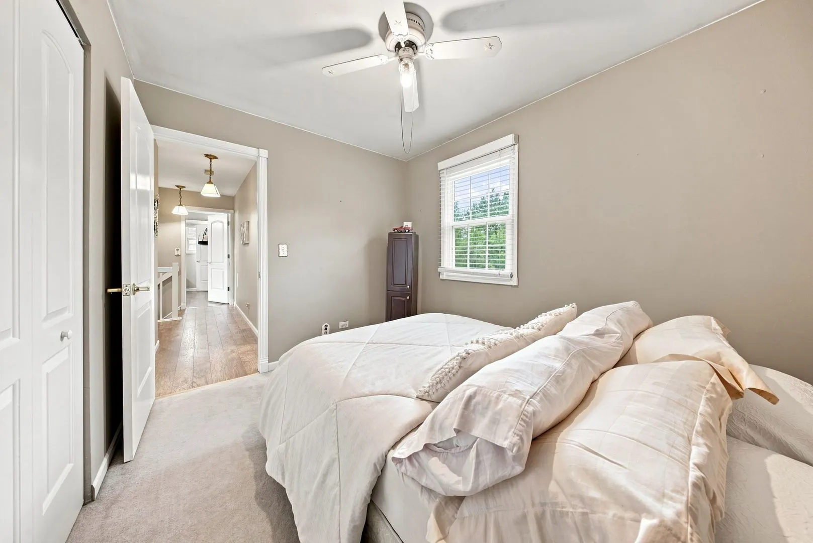 1209 River Oak Drive IL