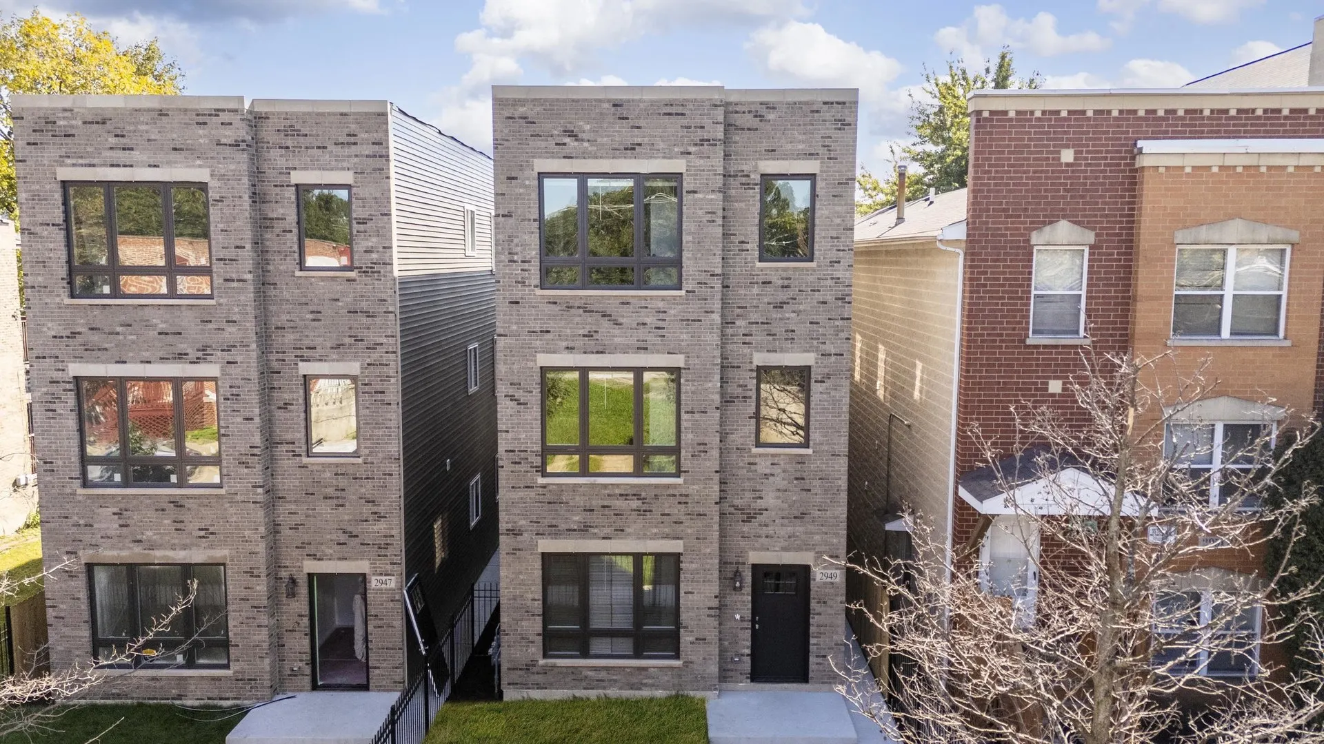 2949 W Wilcox Street IL