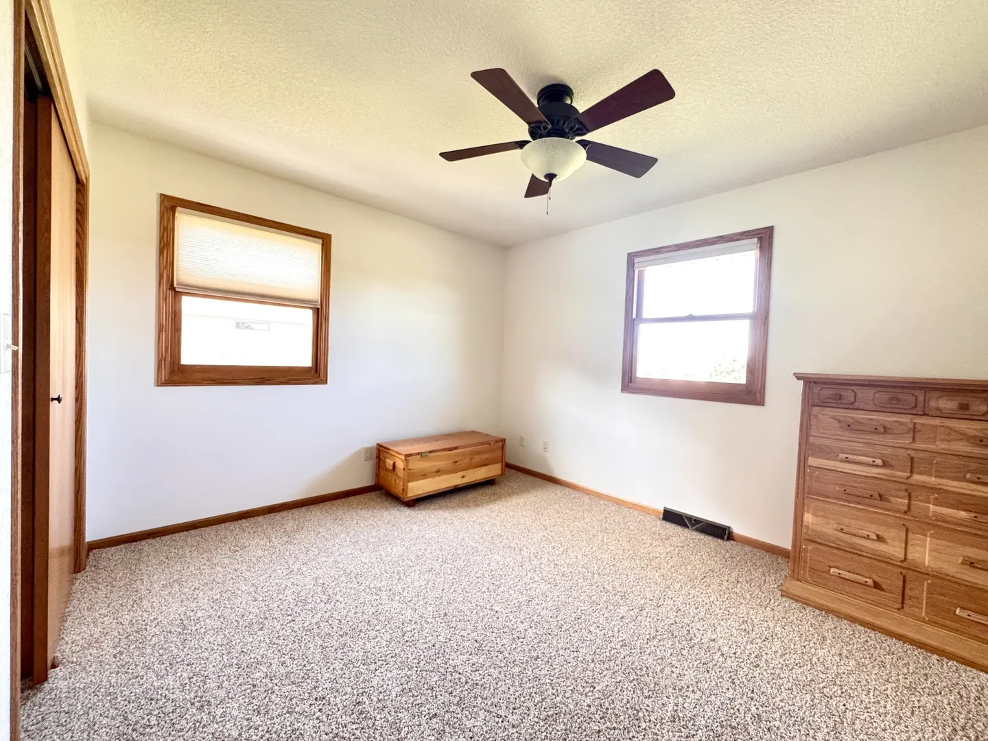 1812 White Pines Drive IL