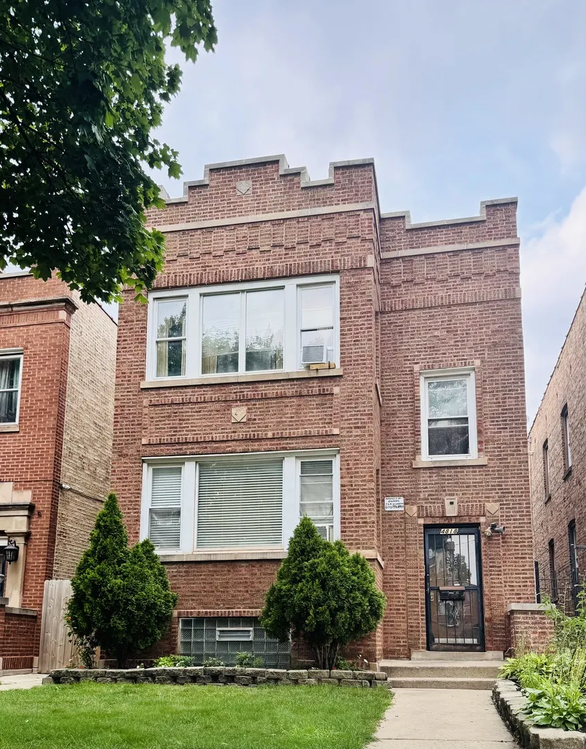 4818 W Fletcher Street IL